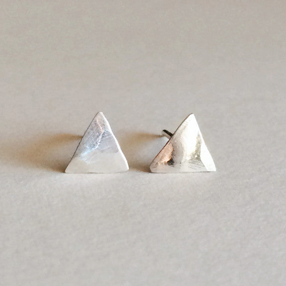 Dainty hammered triangle geometric stud earrings in sterling silver or 14k gold filled by Blossom and Shine